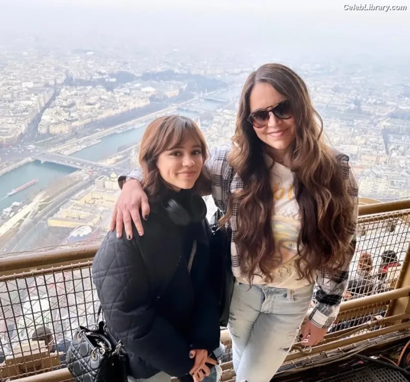 Jenna Ortega photo 6 of 5476