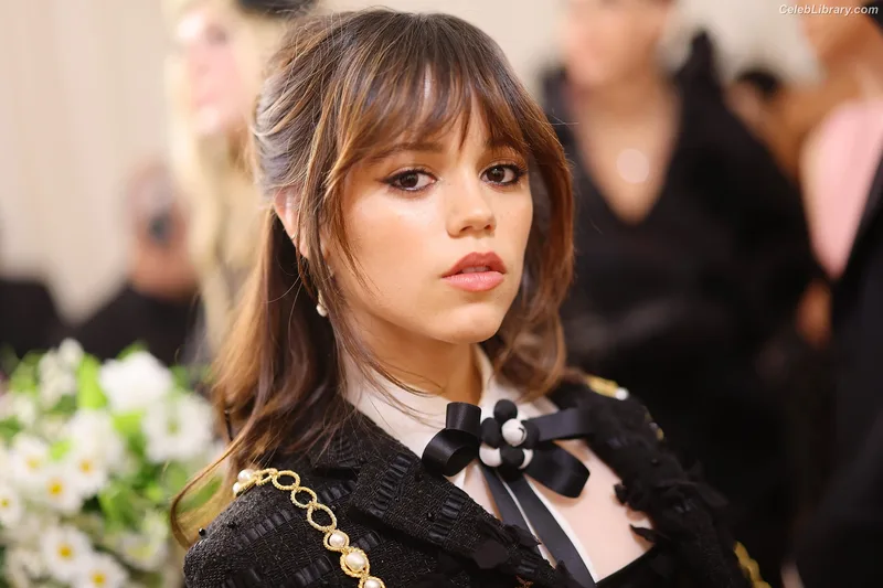 Jenna Ortega photo 9 of 5476