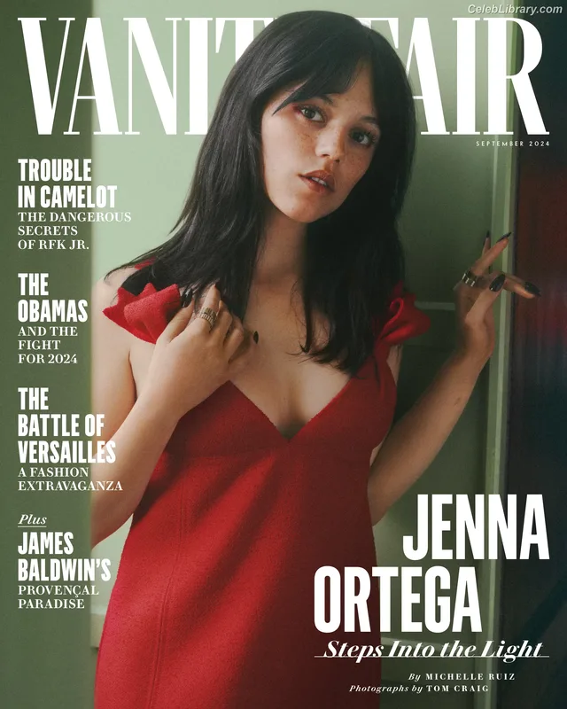 Jenna Ortega photo 12 of 5476