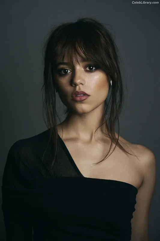 Jenna Ortega photo 20 of 5476