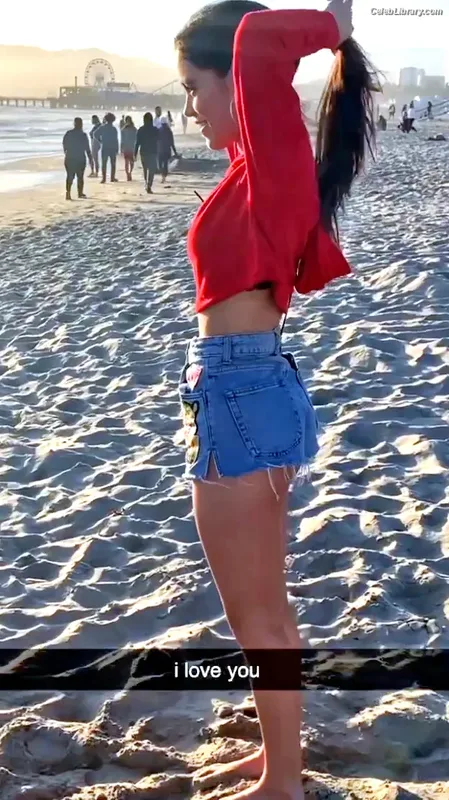Jenna Ortega photo 14 of 5476
