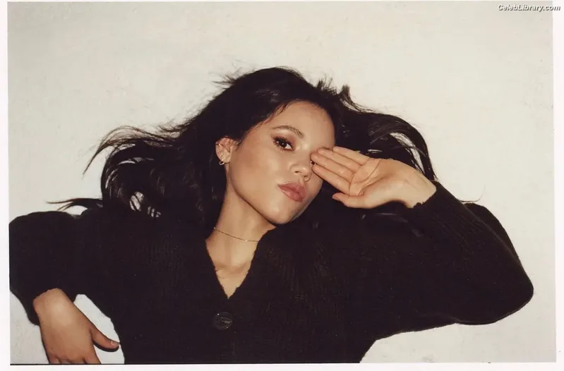 Jenna Ortega photo 17 of 5476