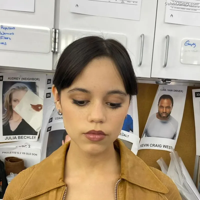 Jenna Ortega photo 19 of 5476
