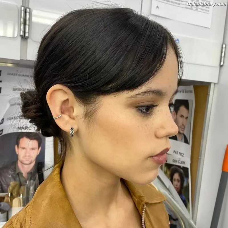 Jenna Ortega photo 22 of 5476