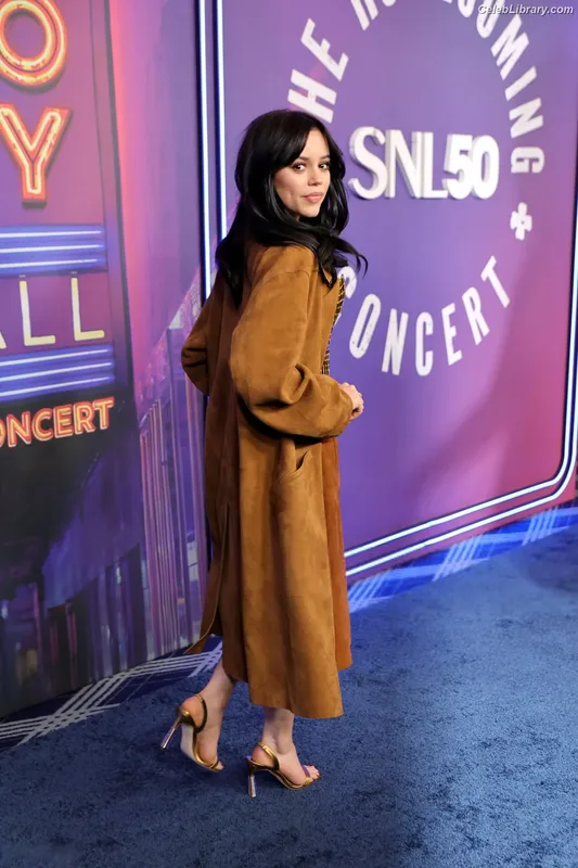 Jenna Ortega photo 13 of 5476
