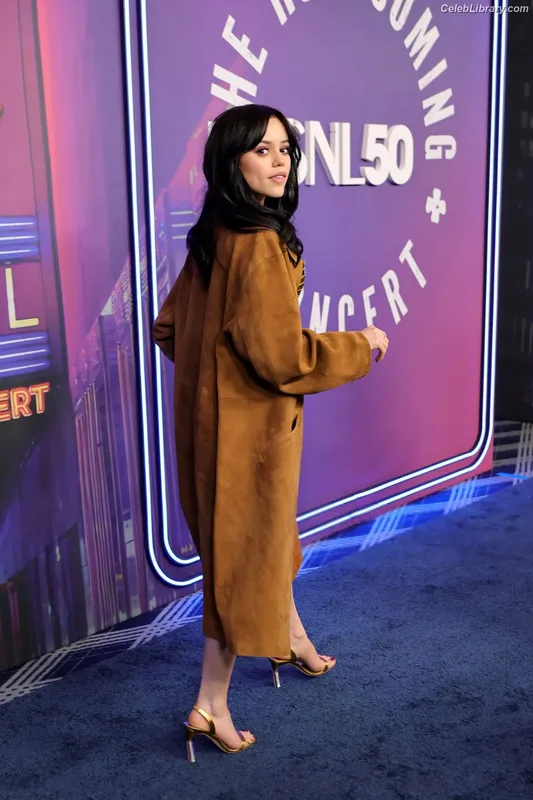 Jenna Ortega photo 15 of 5476