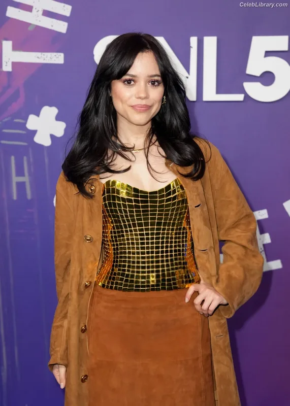 Jenna Ortega photo 19 of 5476
