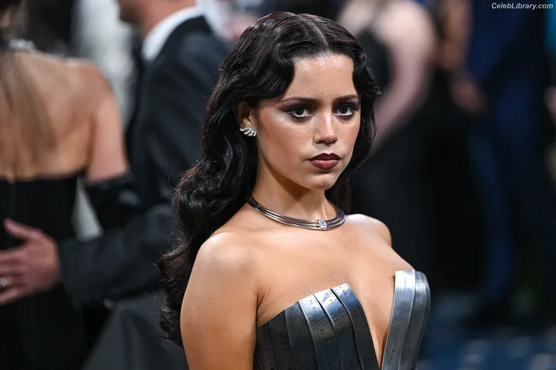 Jenna Ortega photo 14 of 5476