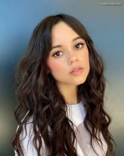 Jenna Ortega photo 20 of 5476