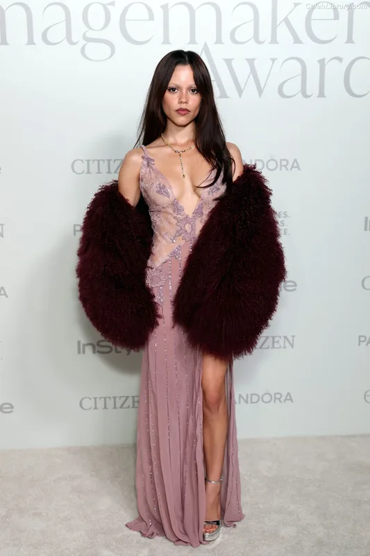 Jenna Ortega photo 5 of 5476
