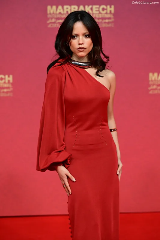 Jenna Ortega photo 10 of 5476