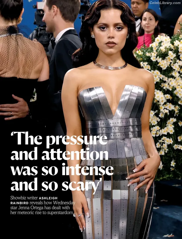Jenna Ortega photo 13 of 5476