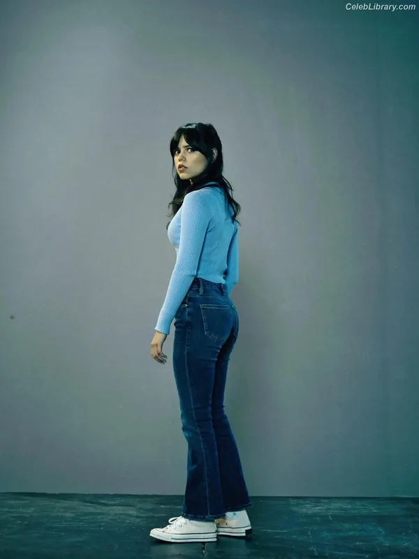 Jenna Ortega photo 18 of 5476
