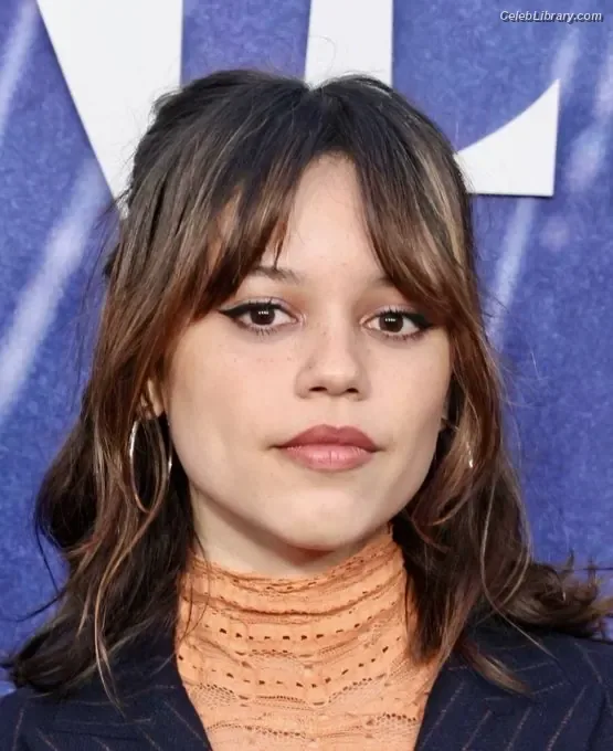 Jenna Ortega photo 14 of 5476