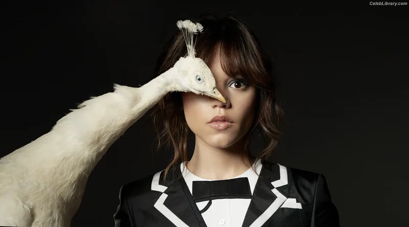 Jenna Ortega photo 9 of 5476