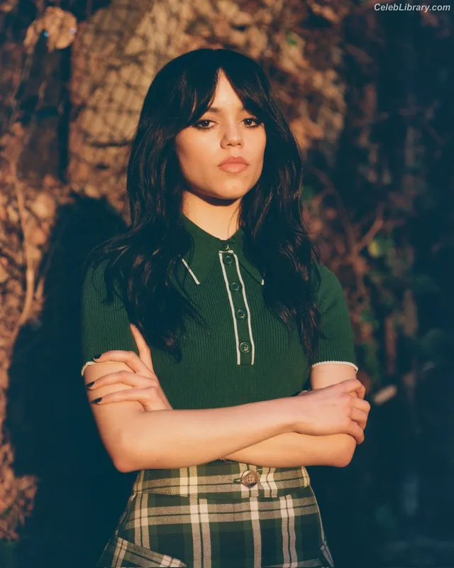 Jenna Ortega photo 5 of 5476