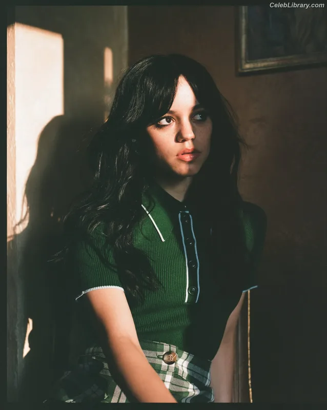 Jenna Ortega photo 20 of 5476