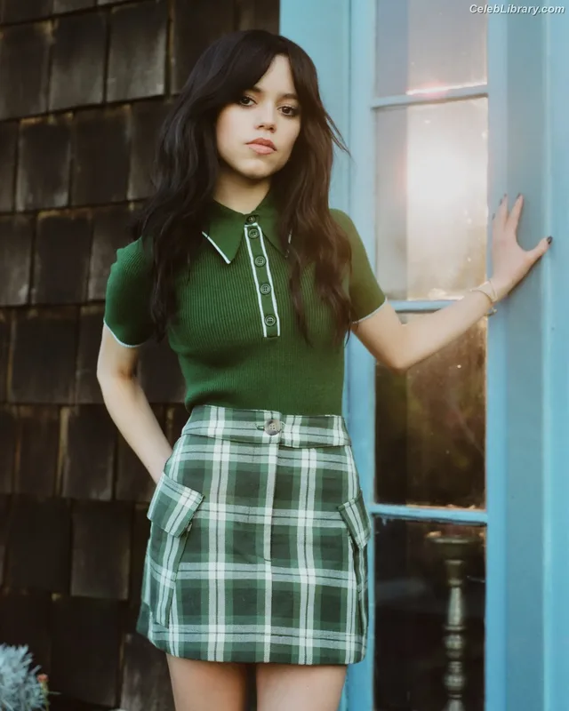Jenna Ortega photo 4 of 5476