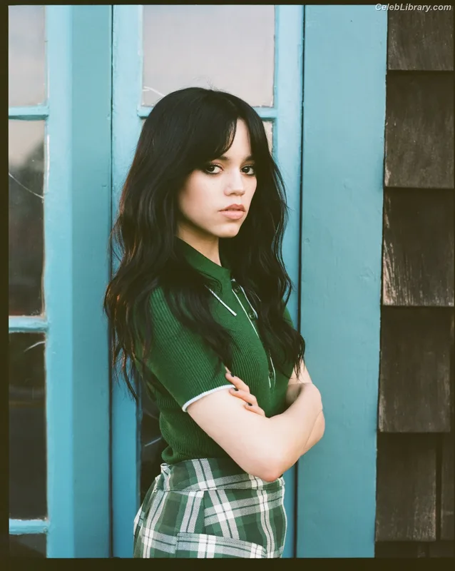 Jenna Ortega photo 8 of 5476