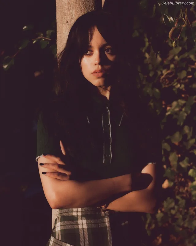 Jenna Ortega photo 11 of 5476