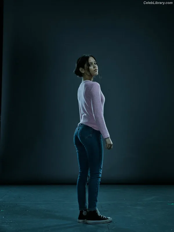 Jenna Ortega photo 18 of 5476
