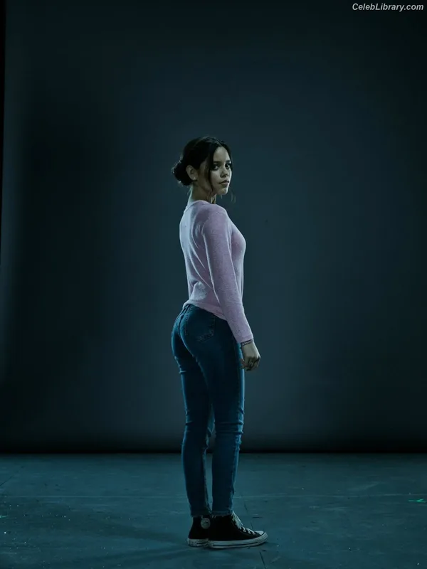 Jenna Ortega photo 20 of 5476