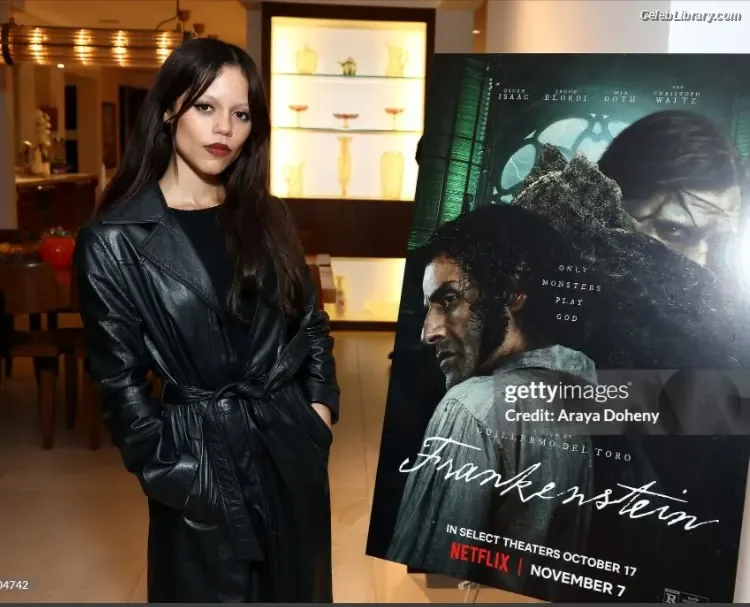 Jenna Ortega photo 15 of 5476