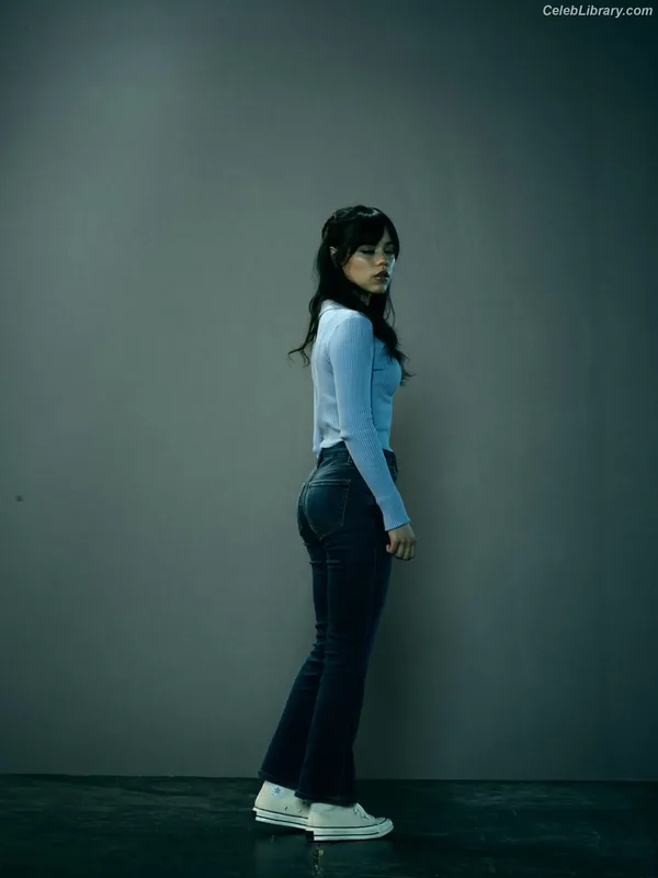 Jenna Ortega photo 11 of 5476