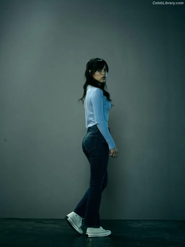 Jenna Ortega photo 15 of 5476