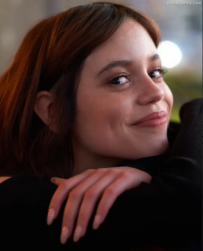 Jenna Ortega photo 17 of 5476