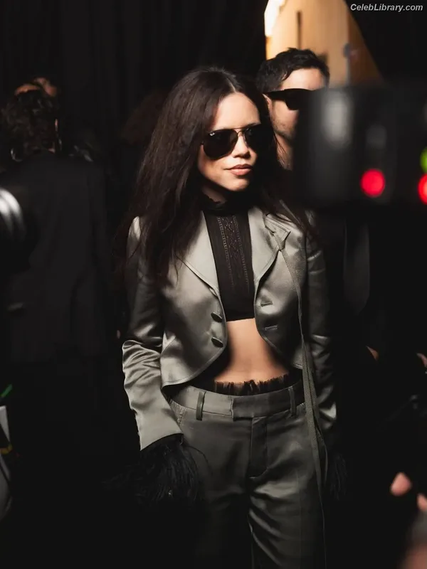Jenna Ortega photo 14 of 5476