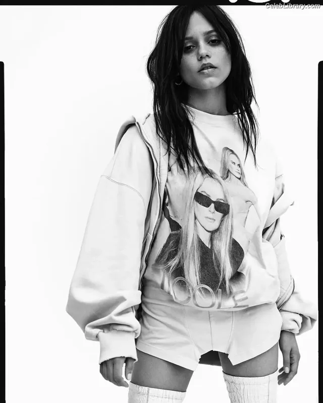 Jenna Ortega photo 18 of 5476