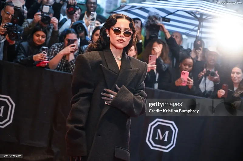 Jenna Ortega photo 5 of 5476
