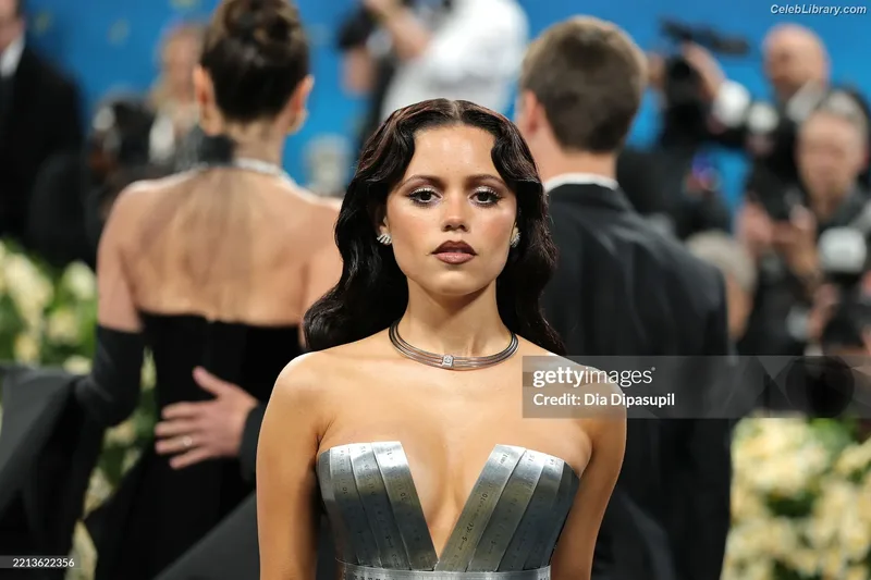 Jenna Ortega photo 16 of 5476