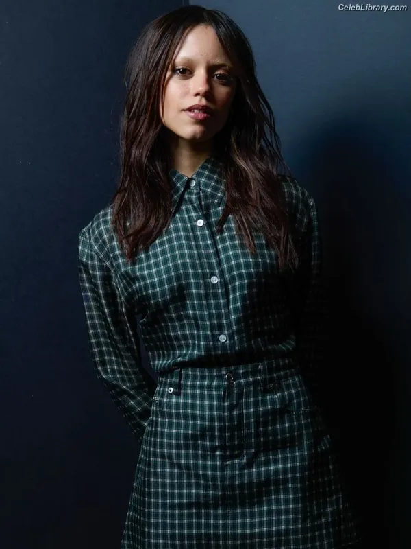 Jenna Ortega photo 12 of 5476