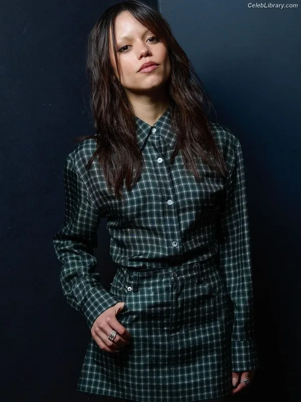 Jenna Ortega photo 19 of 5476
