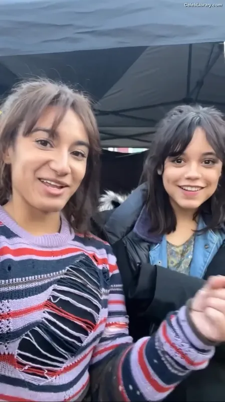 Jenna Ortega photo 22 of 5476