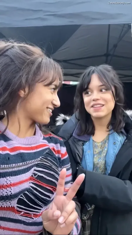 Jenna Ortega photo 5 of 5476