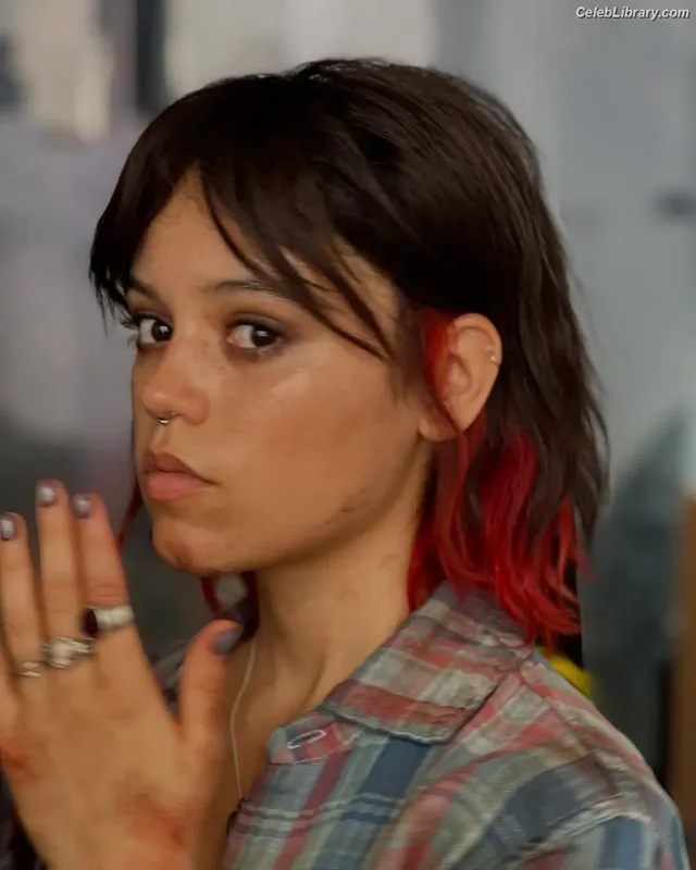 Jenna Ortega photo 11 of 5476