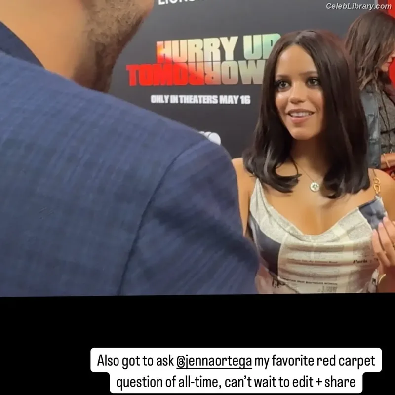 Jenna Ortega photo 19 of 5476