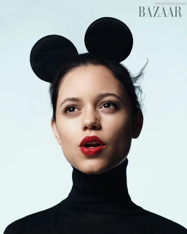 Jenna Ortega photo 17 of 5476