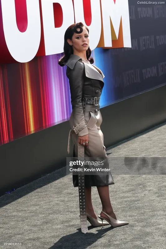 Jenna Ortega photo 8 of 5476