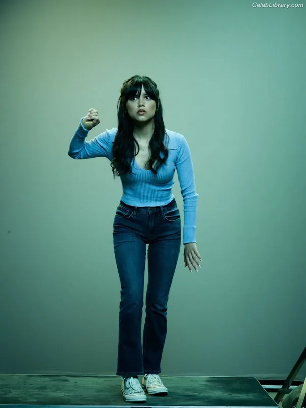 Jenna Ortega photo 2 of 5476