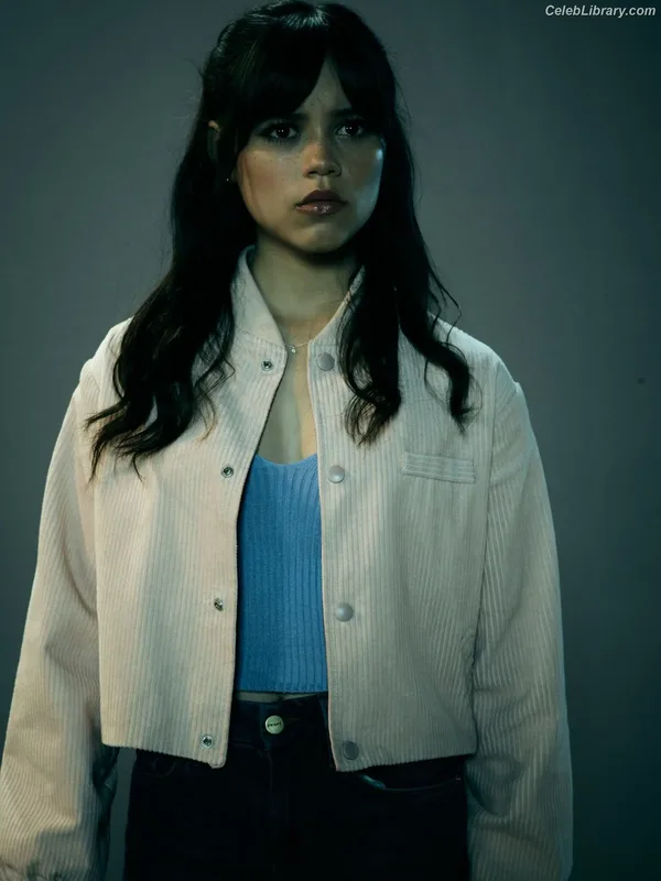 Jenna Ortega photo 6 of 5476