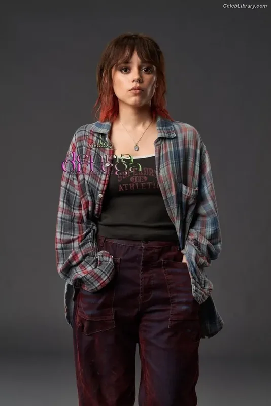 Jenna Ortega photo 15 of 5476