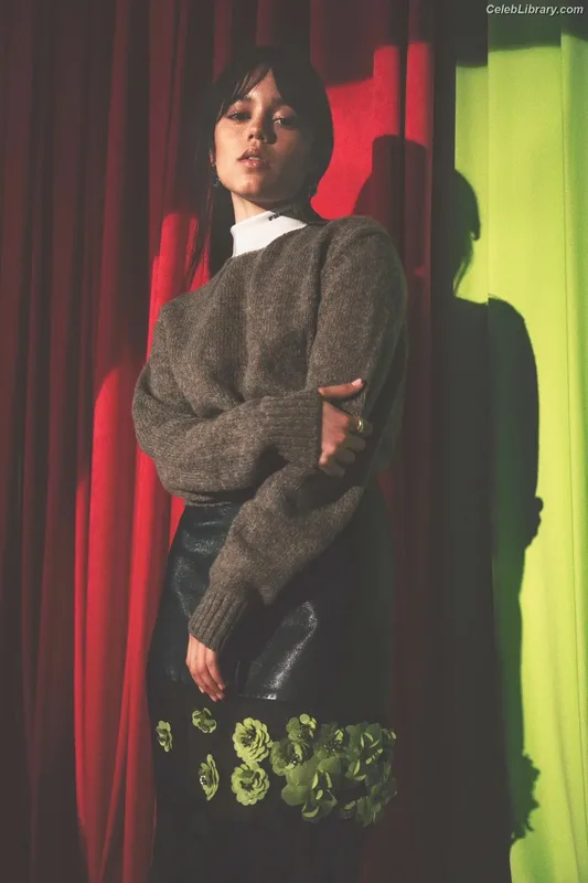 Jenna Ortega photo 24 of 5476