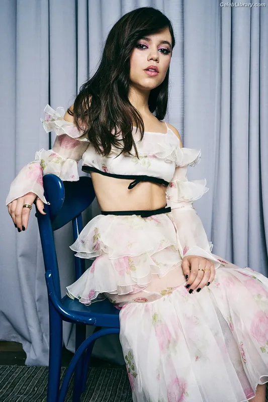 Jenna Ortega photo 9 of 5476