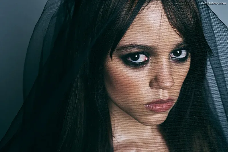 Jenna Ortega photo 12 of 5476