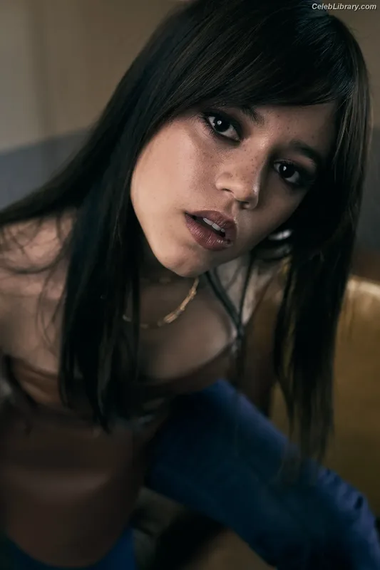 Jenna Ortega photo 24 of 5476