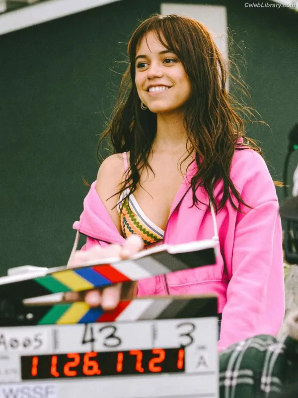 Jenna Ortega photo 16 of 5476